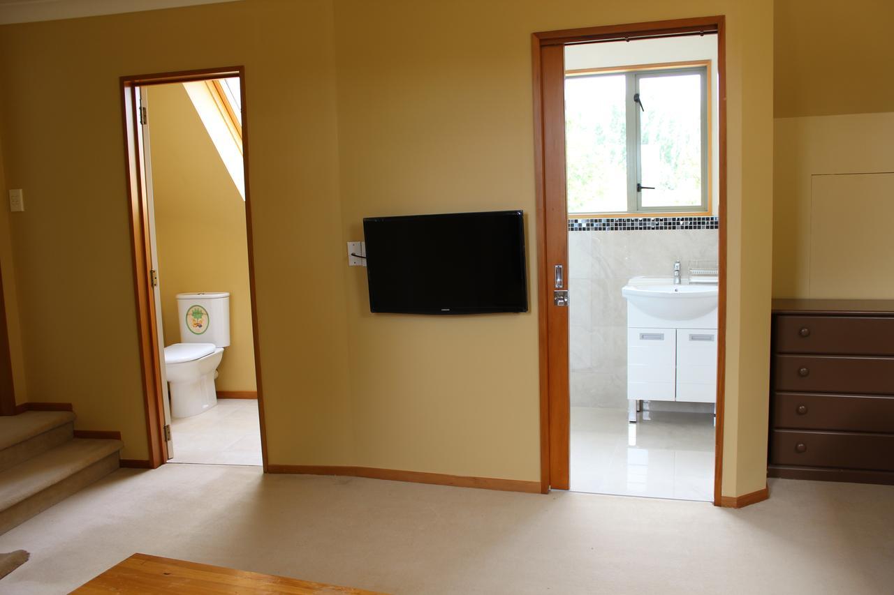 Shamrock Garden B&B Airport Κράισττσερτς Εξωτερικό φωτογραφία