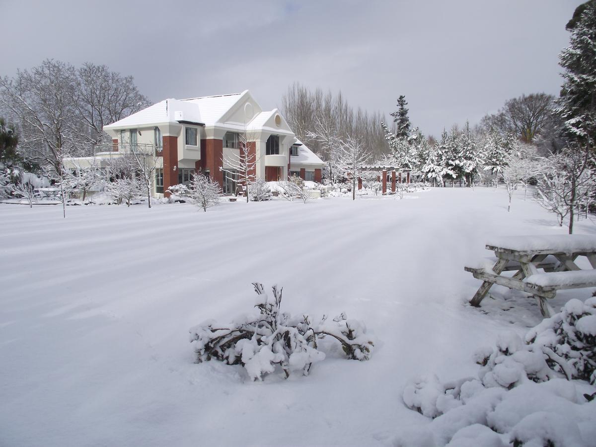 Shamrock Garden B&B Airport Κράισττσερτς Εξωτερικό φωτογραφία