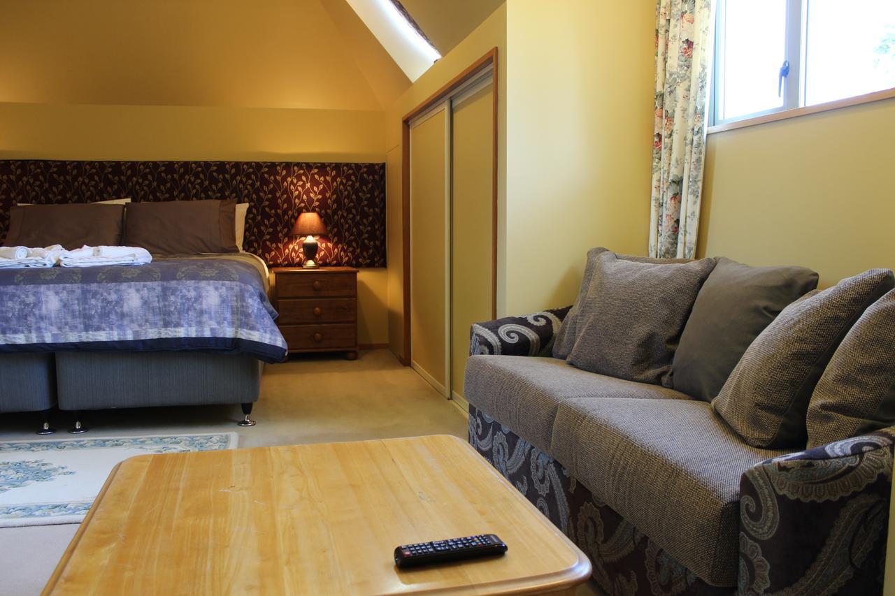 Shamrock Garden B&B Airport Κράισττσερτς Εξωτερικό φωτογραφία