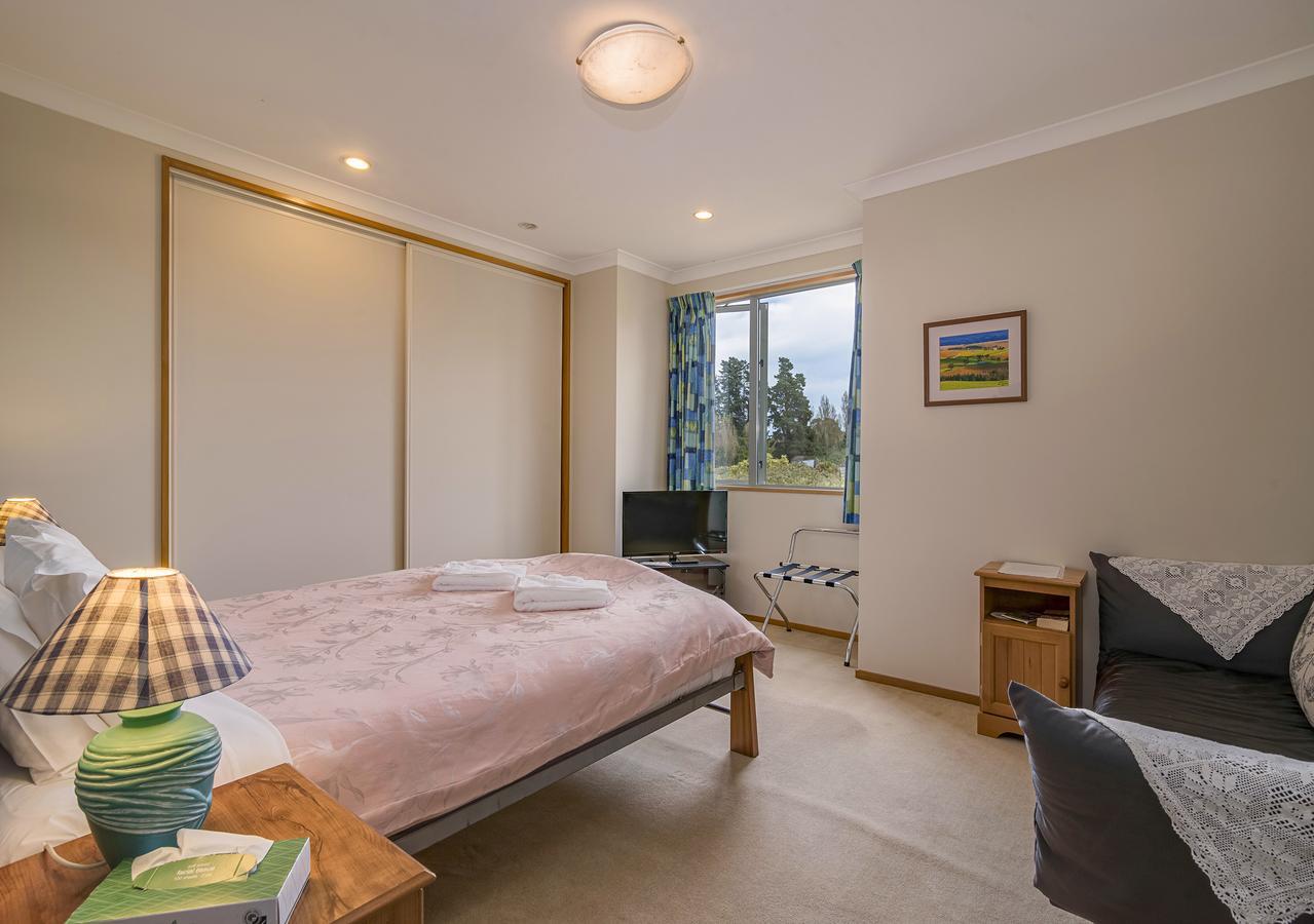 Shamrock Garden B&B Airport Κράισττσερτς Εξωτερικό φωτογραφία