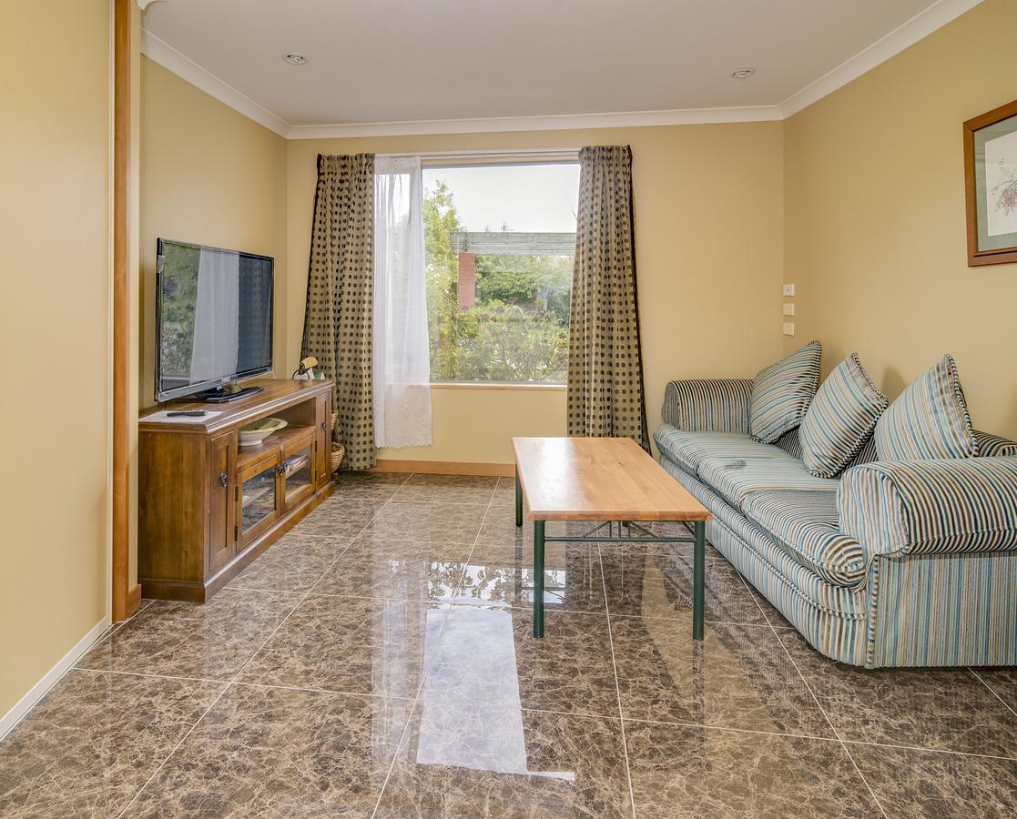 Shamrock Garden B&B Airport Κράισττσερτς Εξωτερικό φωτογραφία