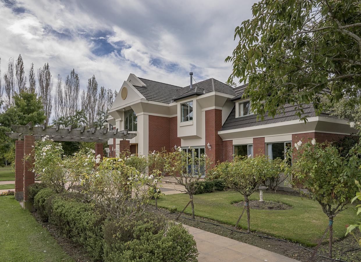 Shamrock Garden B&B Airport Κράισττσερτς Εξωτερικό φωτογραφία